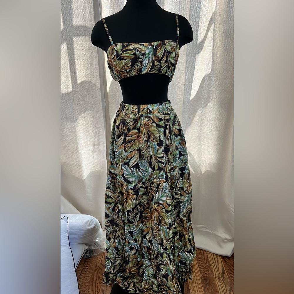 SPRING/SUMMER TWO PIECE NEW WITH TAGS Charlie Holiday SIZE US 4